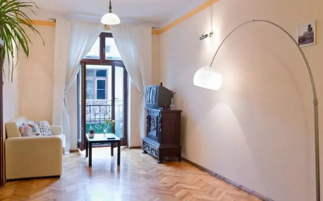 Patio Apartment Old Town