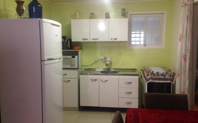 Orange House Canela