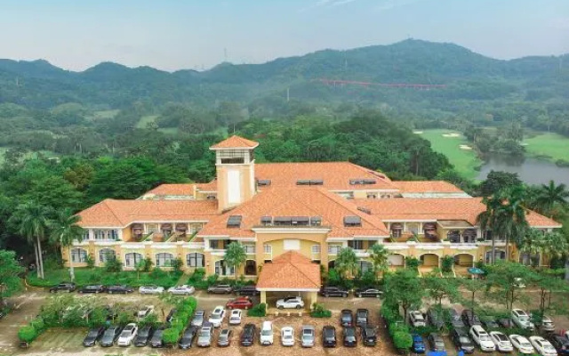 Argo Hotel