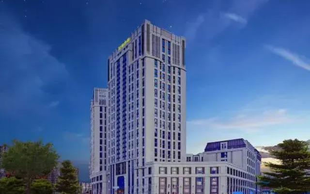Gulun Hotel (Harbin Wanda Plaza West Station)