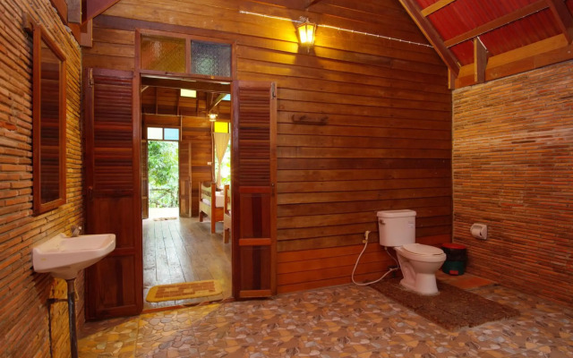 Art's Riverview Lodge
