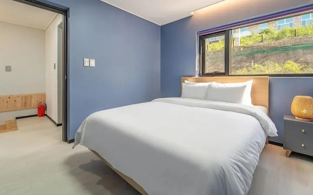 Yeosu Liposo Poolvilla