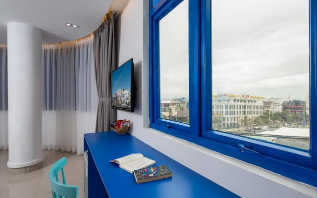 Chill Box Premier Beach Hotel