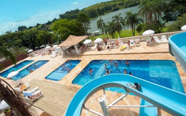 Hotel Estancia Confianca