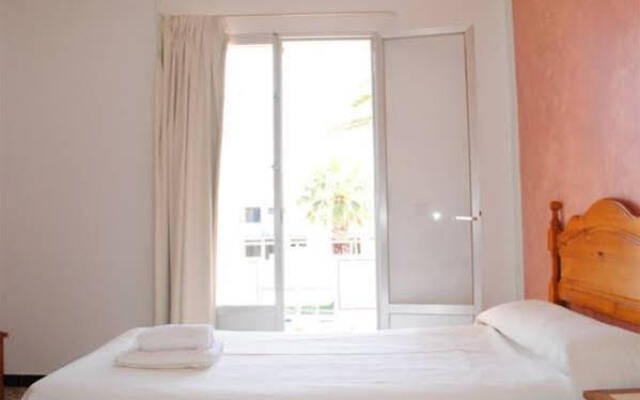 Hostal Paris Ciutadella