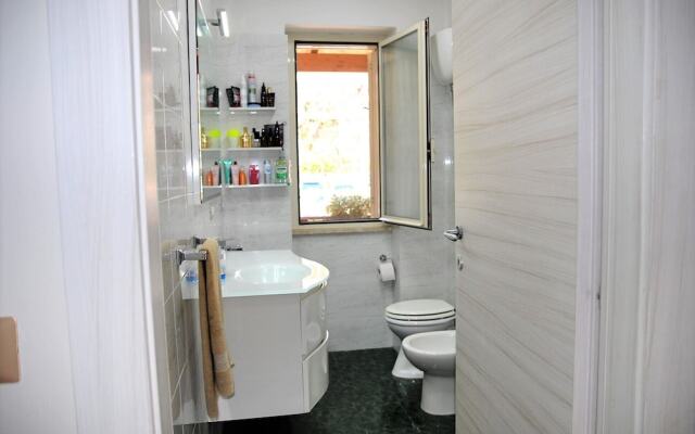 Villa Giselda With Private Pool and Outdoor Whirpool
