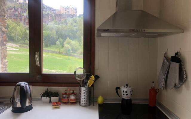 Mansion With one Bedroom in Canillo
