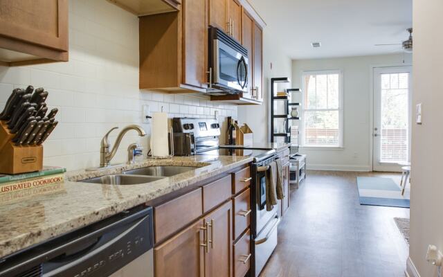 Wesley Heights Studio 1 BR Apts by Frontdesk