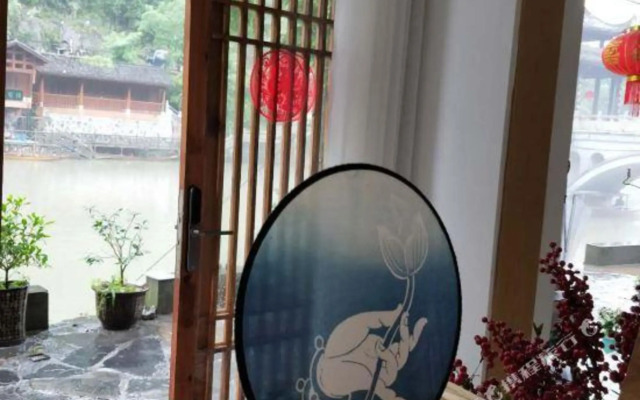 Yundu Riverview Inn