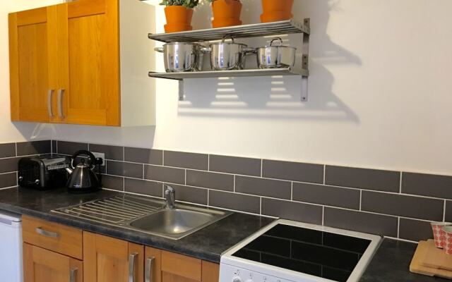 Netley Village Apartment