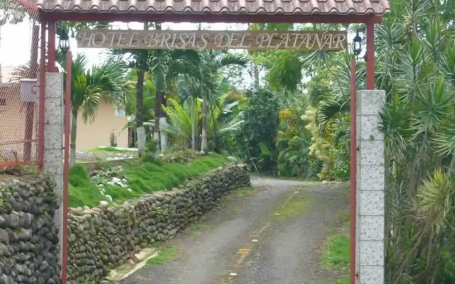 Hotel Brisas Del Volcán Platanar