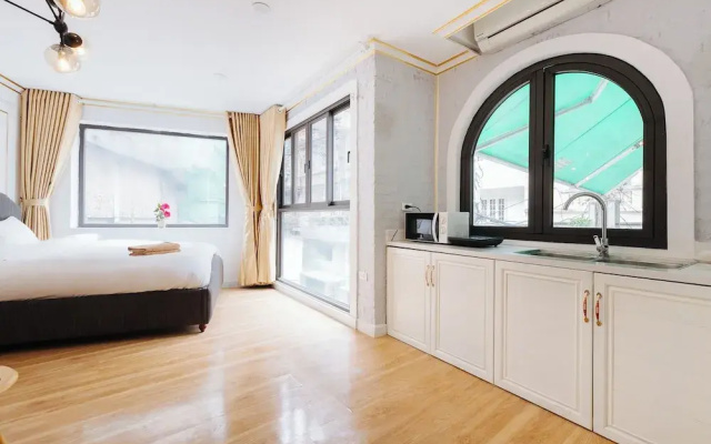 SAZIHOME Le Thanh Tong Hanoi