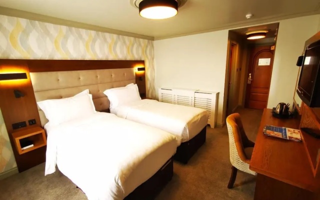 Bridge House Hotel - Leisure Club & Spa