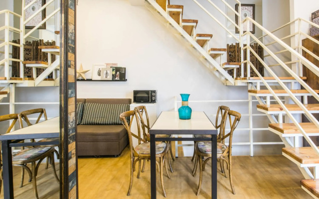 Apartment On Saadi Str Old Tbilisi