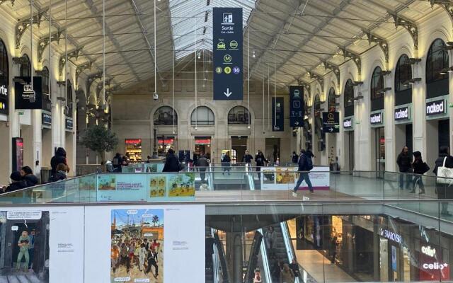 Austin's Saint Lazare Hotel