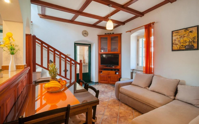 Amazing Home in Selca With Wifi and 3 Bedrooms