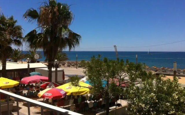 Beachfront Quarteira 1
