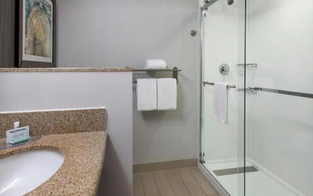 Courtyard Ewing Princeton