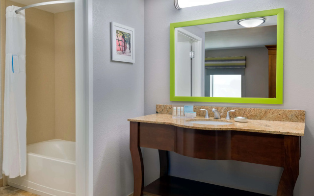 Hampton Inn & Suites Winston-Salem/University Area, NC