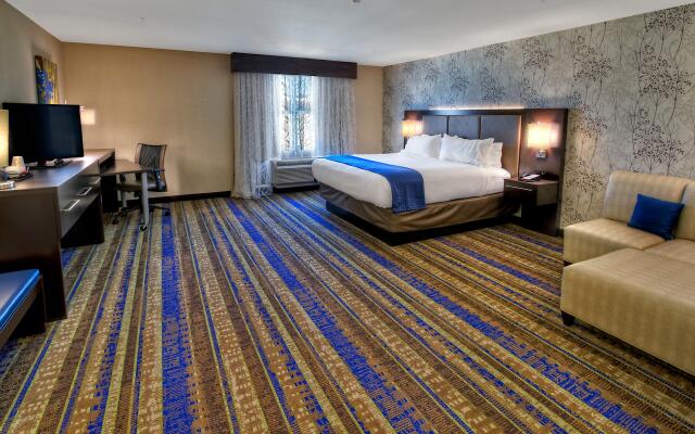 Holiday Inn Hotel & Suites Tupelo North by IHG