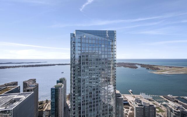 Stallion Suites Opp CN Tower & Scotiabank Arena