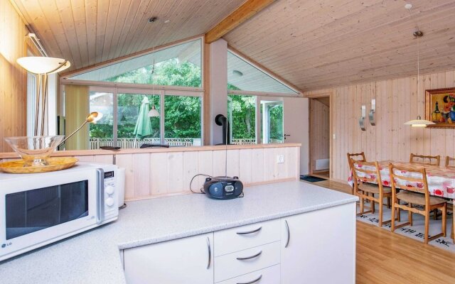 8 Person Holiday Home in Dannemare