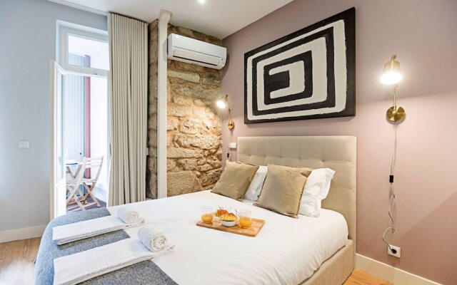 Cimo de Vila 62 by LovelyStay