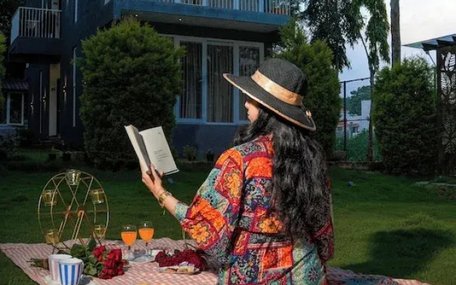 Thavika Silverwood Residence Yelagiri