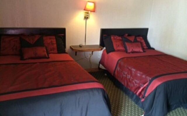 The Country Edge Motel