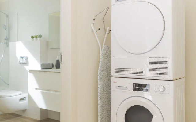The Pearl of Nachlaot Apartments