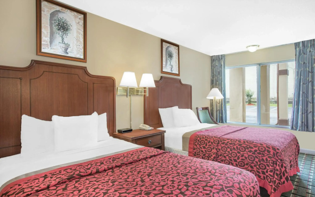Days Inn by Wyndham Meridian