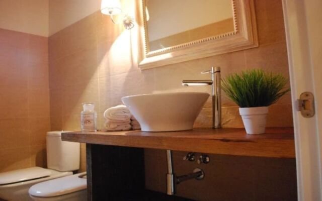 Casa de Aldea el Toral