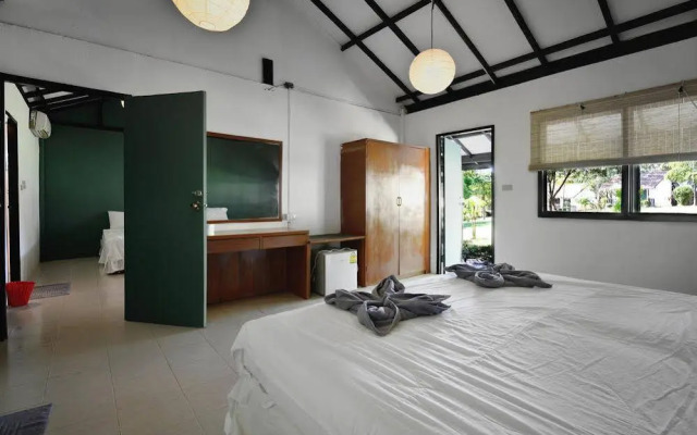 Lanta Phu Hill Resort