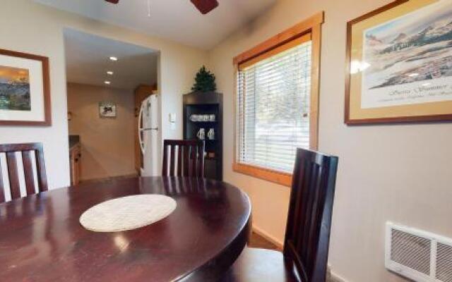 Snowcreek 247 Townhouse