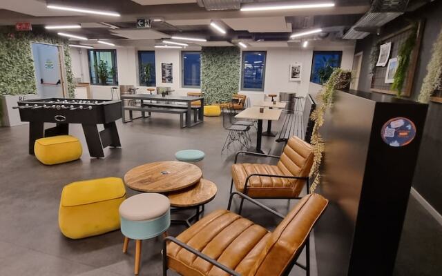Auberge Jeunesse Charleroi Youth Hostel