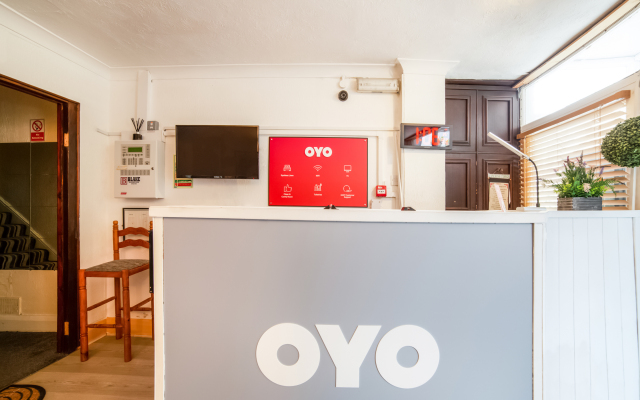 OYO Devine Beach Hotel, Westcliff Southend-On-Sea