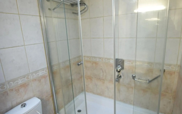 Asal Hotel