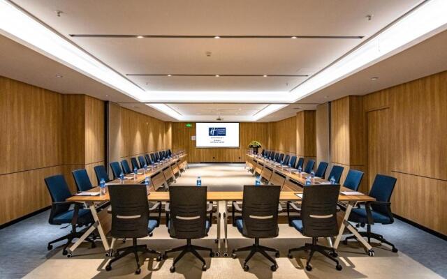 Holiday Inn Express Shantou City Center