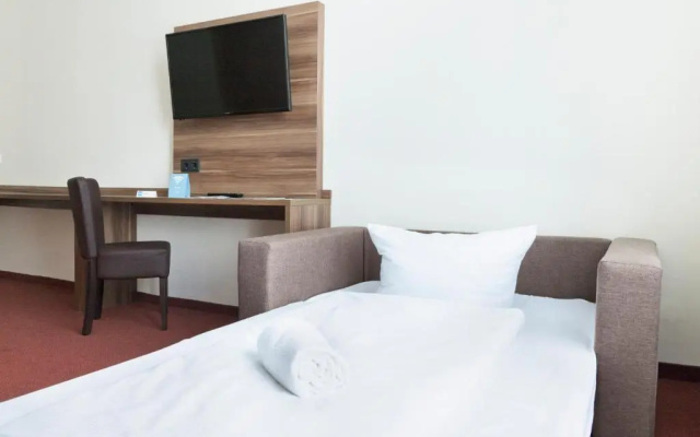 B&B HOTEL Berlin-Adlershof