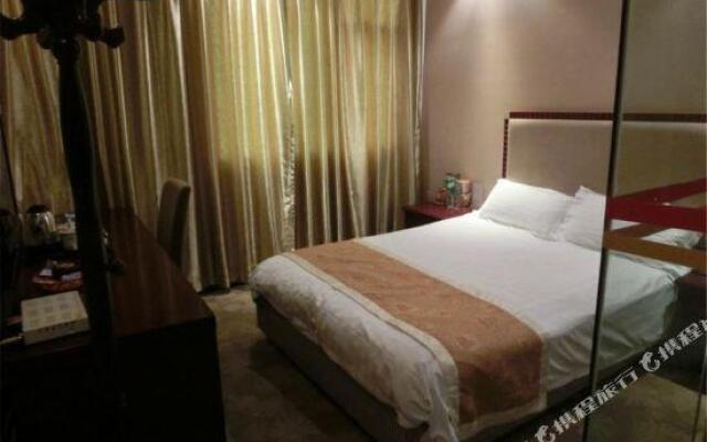 Tongnan Tianbao Hotel