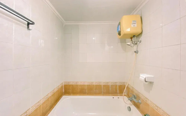 Simply Look Studio At Grand Palace Kemayoran Apartment