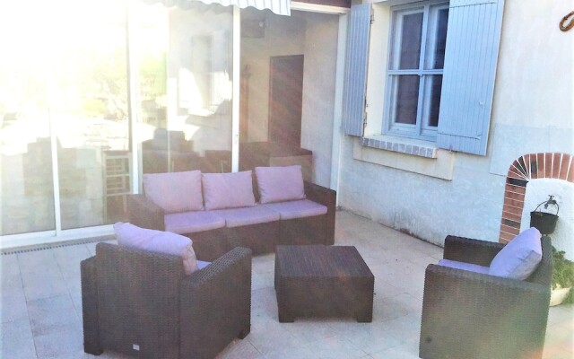 Villa With 3 Bedrooms in Maillane, With Private Pool, Enclosed Garden