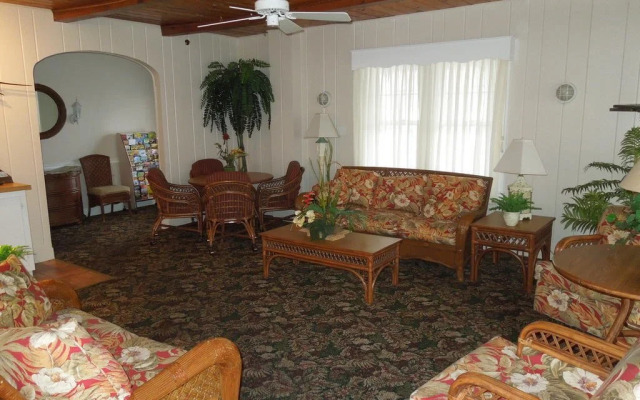 The Admiral Hotel/Motel