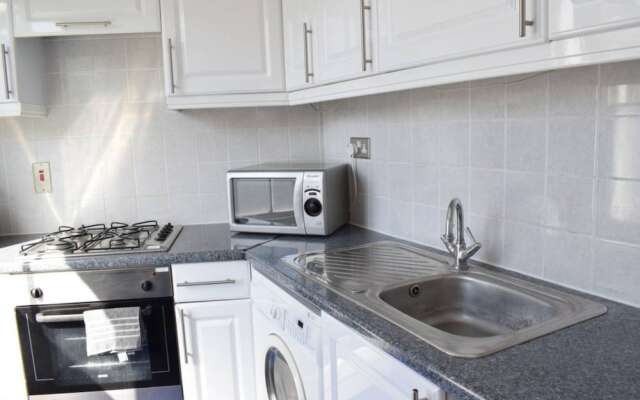 1 Bedroom Apartment In Highbury