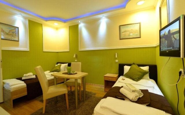 Guest Accommodation TAL Centar