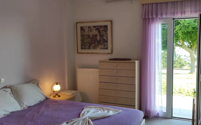 Sea Breeze Villa With Stunning sea View Near Rethymno Town and the Beach
