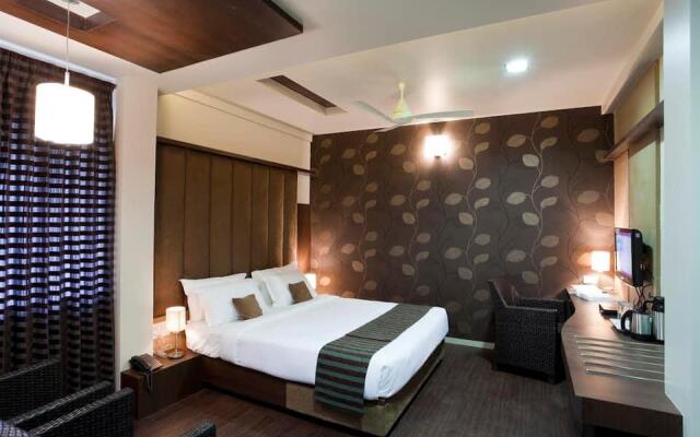 Skylark Business Hotel