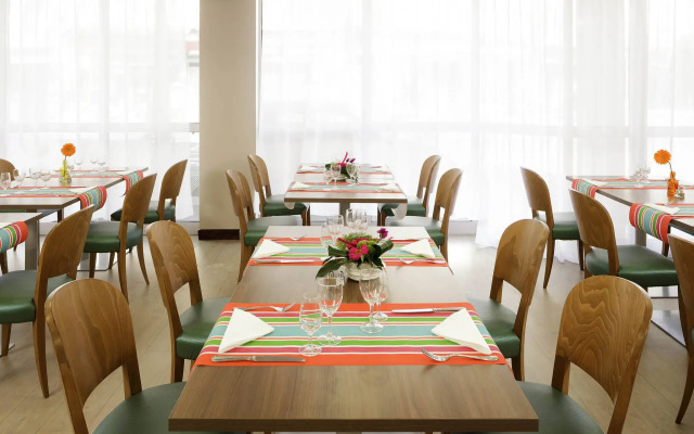 ibis Styles Tours Centre