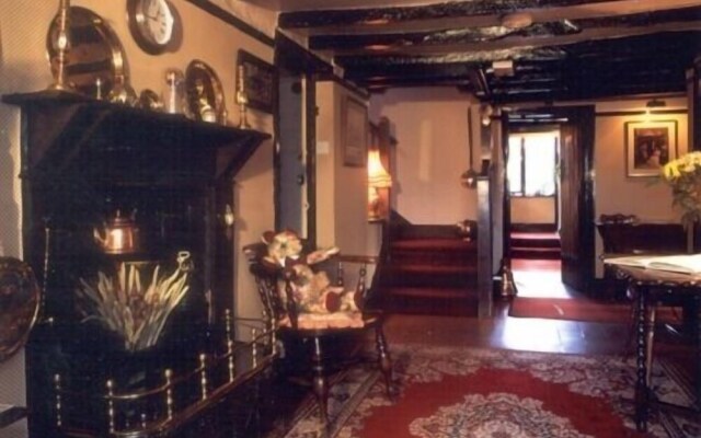 Holdfast Cottage Hotel