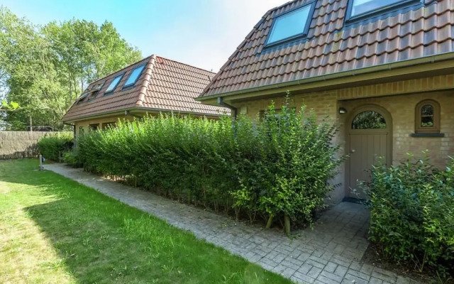 Relaxing Holiday Home in Adinkerke With Fenced Garden